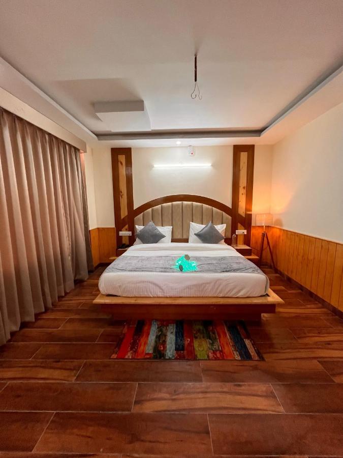 Le Green Resort, Mall Road Manali Экстерьер фото