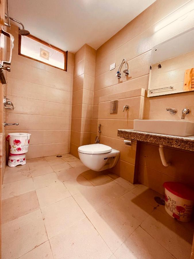 Le Green Resort, Mall Road Manali Экстерьер фото